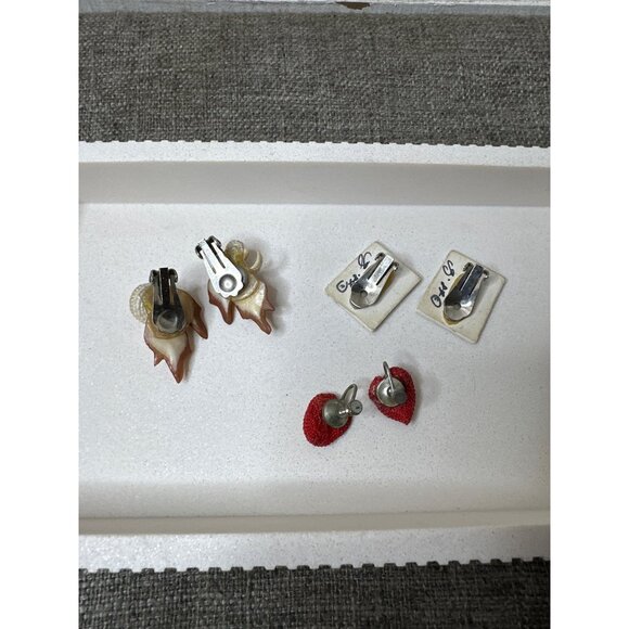 Vintage Abstract & Floral Clip-On Earrings Set of 3 Womens Fashion Jewerly - Picture 2 of 3